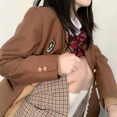 黄色夜莺 海报