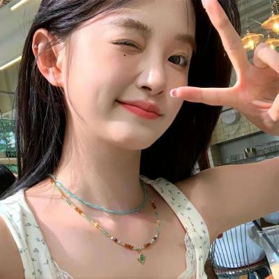 卷发苏 海报